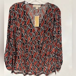New Michael Kors blouse size XL